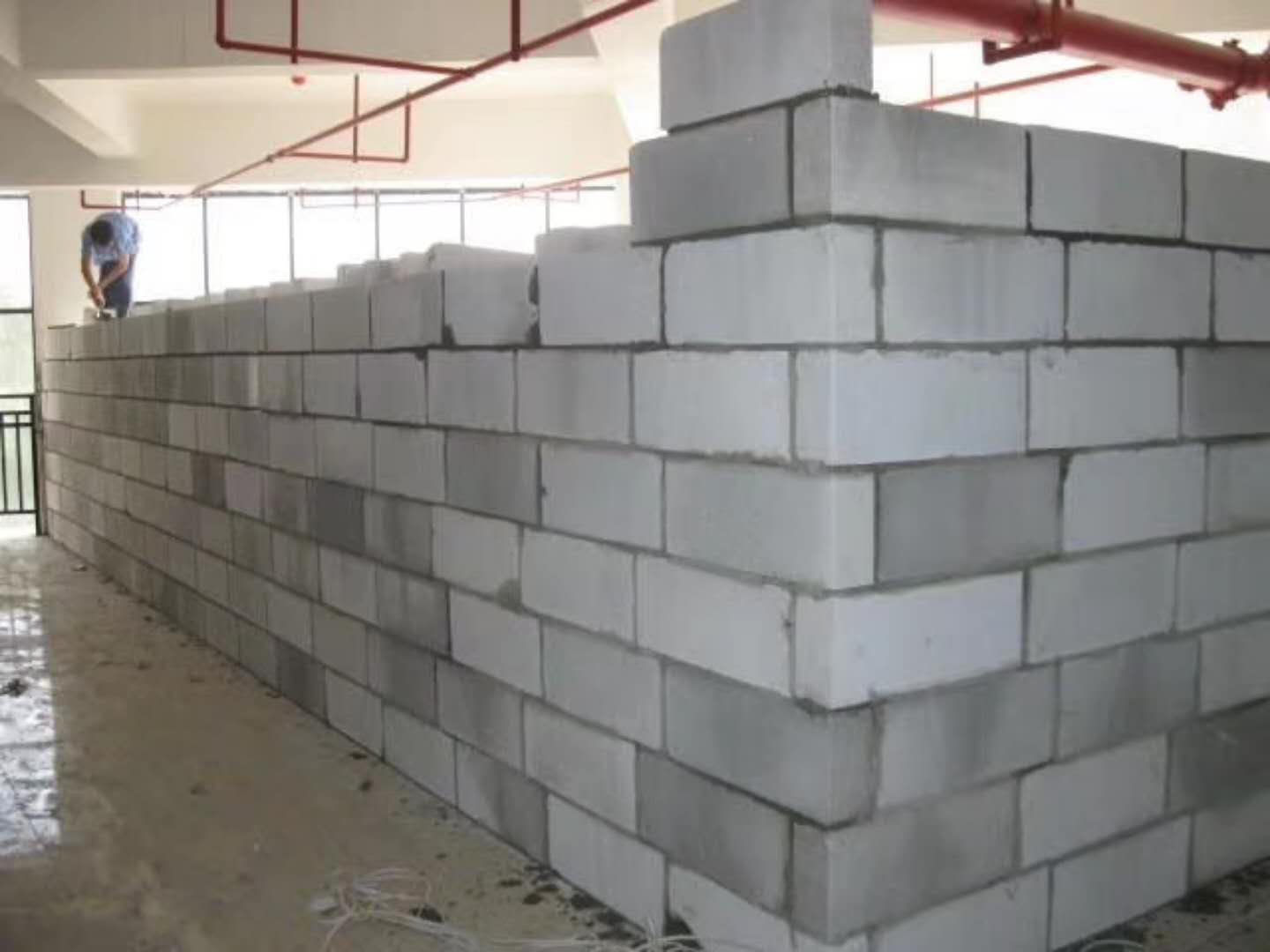 文成蒸压加气混凝土砌块承重墙静力和抗震性能的研究